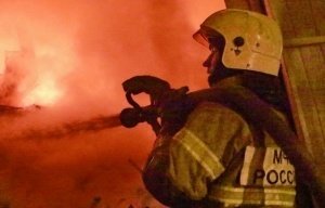 Спасатели МЧС России ликвидировали пожар в частном жилом доме в Крапивинском МО