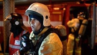 Спасатели МЧС России ликвидировали пожар в частном автомобиле в Крапивинском МО